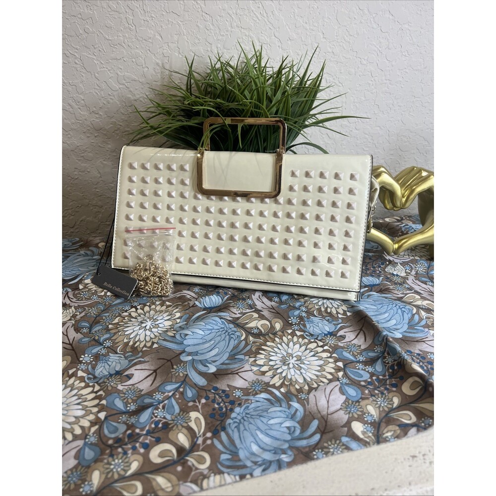Vintage Bella Collection Beige And Gold Evening purse bag adjustable strap